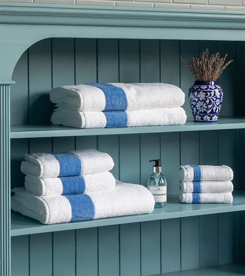 Handtuch - Chenille-Bordre Blau Handtuch - Chenille-Bordre Blau